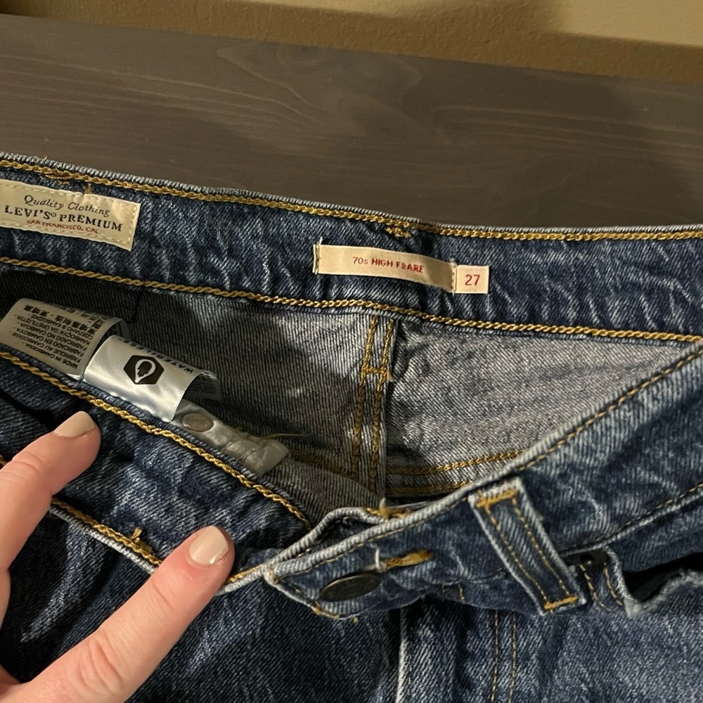 Levi’s 70’s High Rise Flare Jeans - image 5